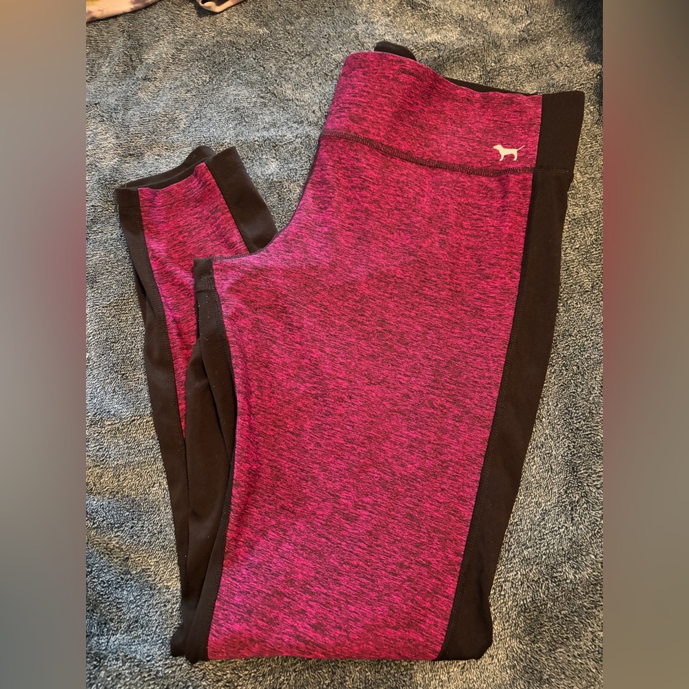 Victoria's Secret Leggings in Pink and Black